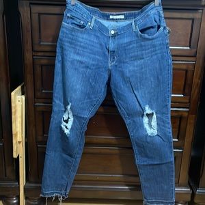 Levi’s 711 Skinny Jeans Size 24W